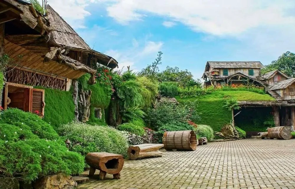 Attractions Image